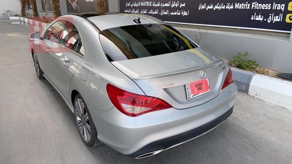 مێرسێدس بێنز CLA